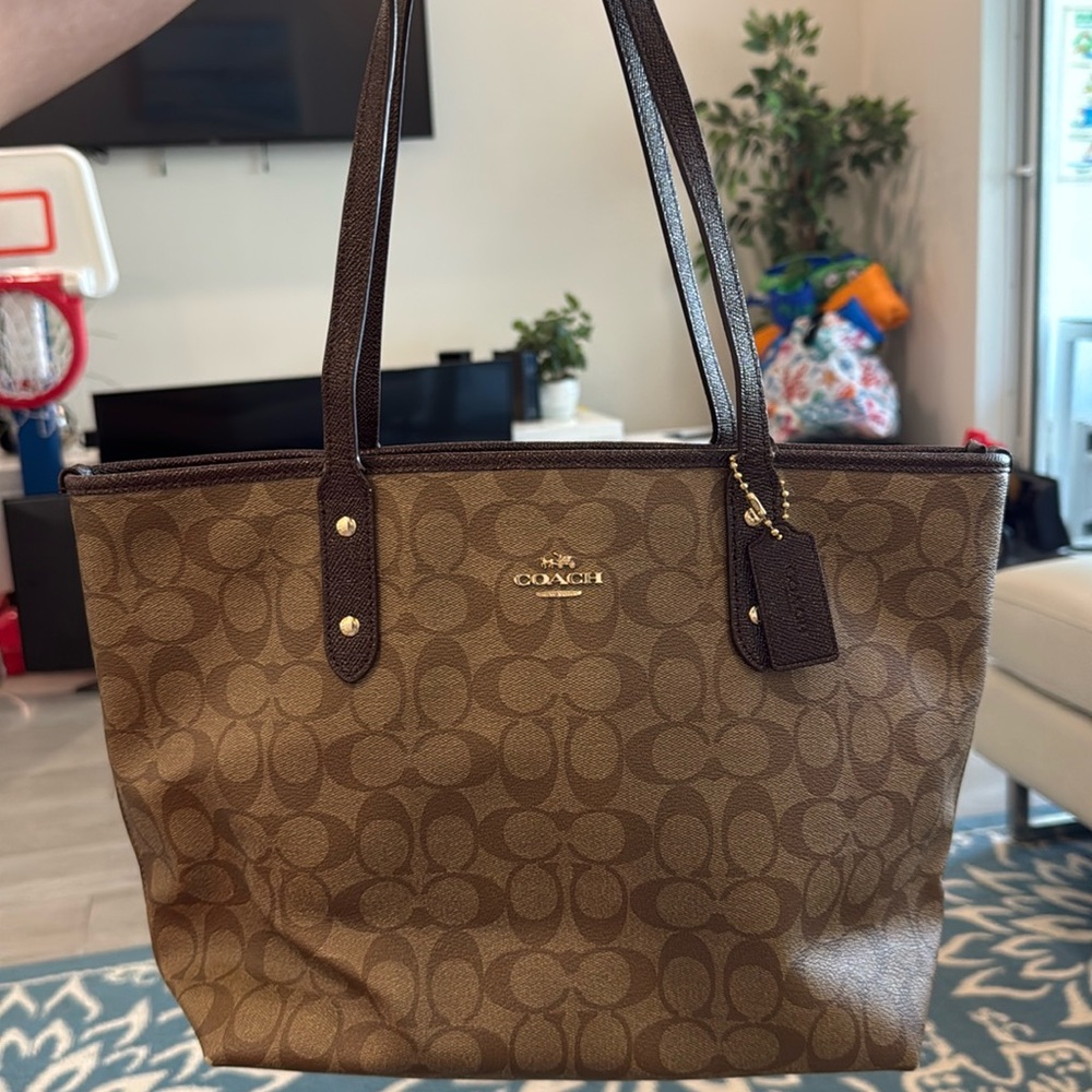 Coach purse
